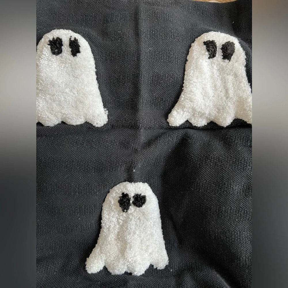 Rachel Zoe GHOST Blanket Throw Tassel Faux Fur 50 x 70 Black White NWT HOST PICK